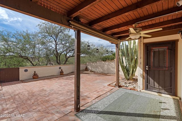 1343 W Calle Madrid, Green Valley, AZ 85622