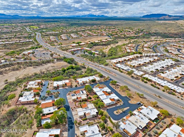 1343 W Calle Madrid, Green Valley, AZ 85622