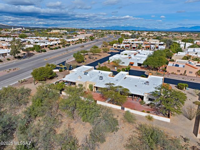 1343 W Calle Madrid, Green Valley, AZ 85622