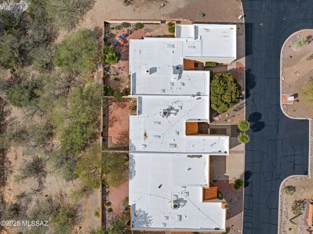 1343 W Calle Madrid, Green Valley, AZ 85622