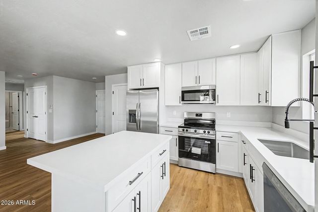 120 W 14TH Avenue, Apache Junction, AZ 85120