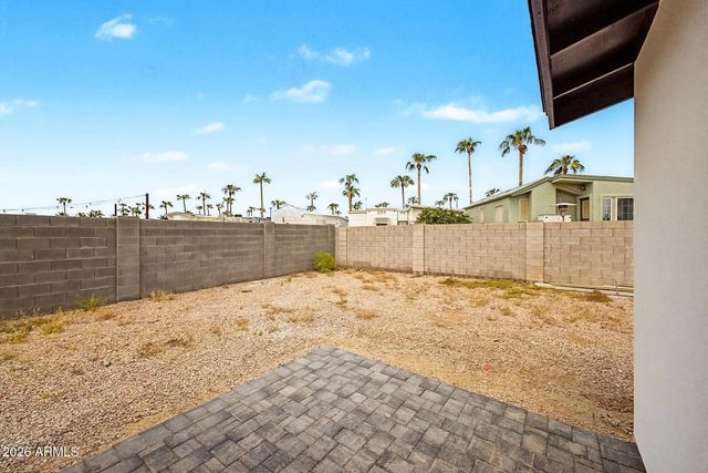 120 W 14TH Avenue, Apache Junction, AZ 85120