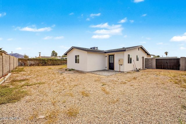 120 W 14TH Avenue, Apache Junction, AZ 85120