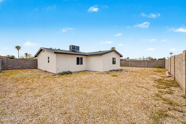 120 W 14TH Avenue, Apache Junction, AZ 85120