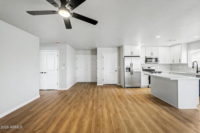 120 W 14TH Avenue, Apache Junction, AZ 85120