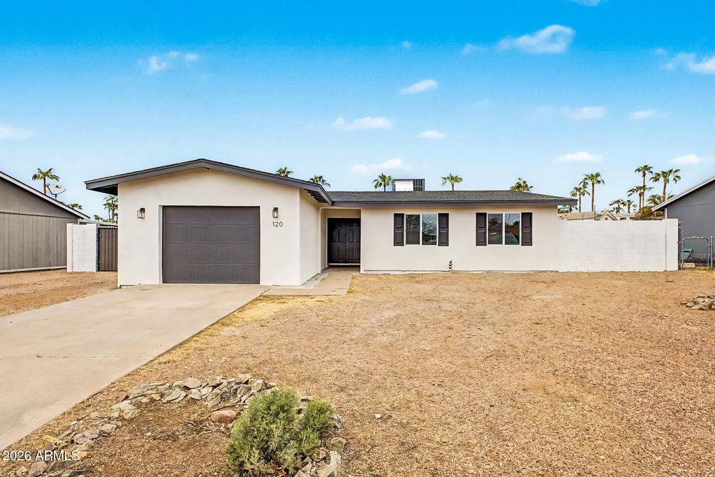 120 W 14TH Avenue, Apache Junction, AZ 85120