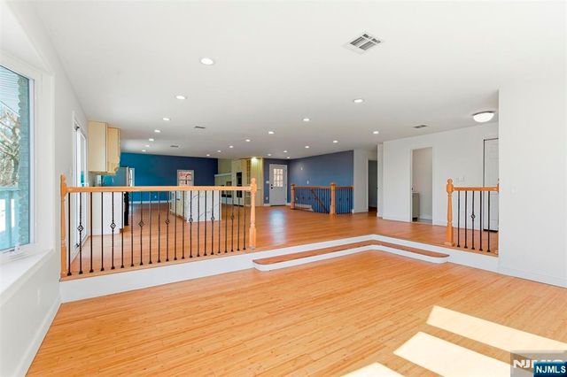2 Rossi Drive, Clinton Twp, NJ 08809