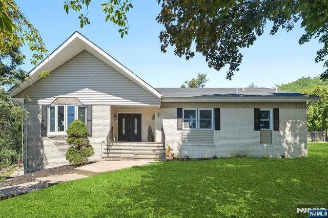 2 Rossi Drive, Clinton Twp, NJ 08809