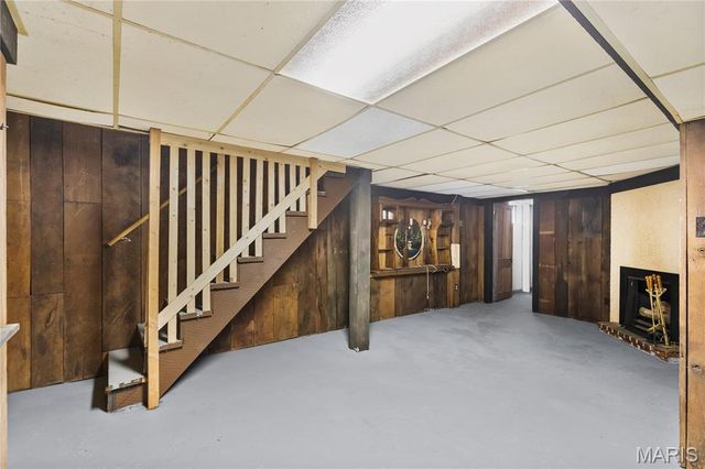 8 Wescott Drive, Florissant, MO 63031