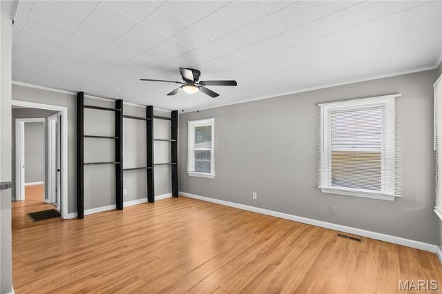 8 Wescott Drive, Florissant, MO 63031
