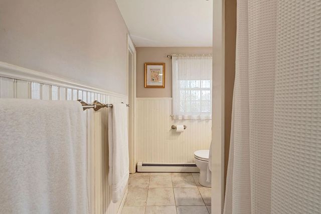 2 Shirley Lane, Stratham, NH 03885