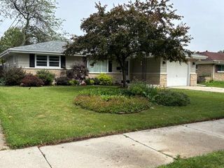 3201 S 11th STREET, Sheboygan, WI 53081