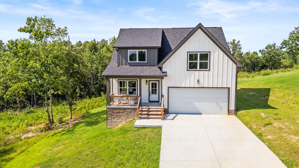 270 Cascade Drive, Rossville, GA 30741