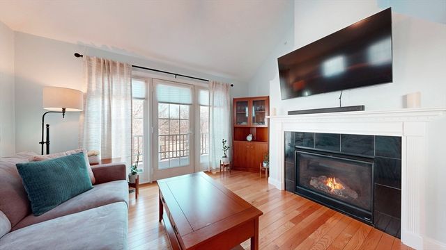 410 Salem St 1310, Wakefield, MA 01880