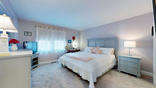 410 Salem St 1310, Wakefield, MA 01880