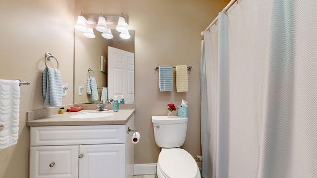 410 Salem St 1310, Wakefield, MA 01880