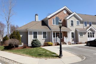 410 Salem St 1310, Wakefield, MA 01880