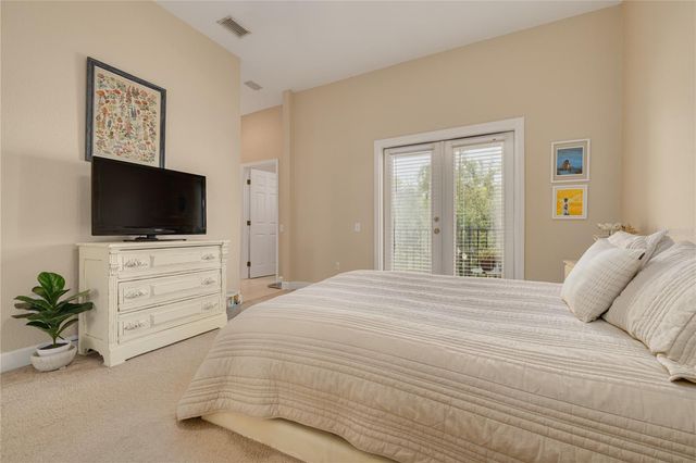 10015 6TH STREET N, St Petersburg, FL 33702