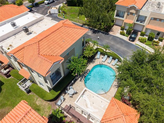 10015 6TH STREET N, St Petersburg, FL 33702