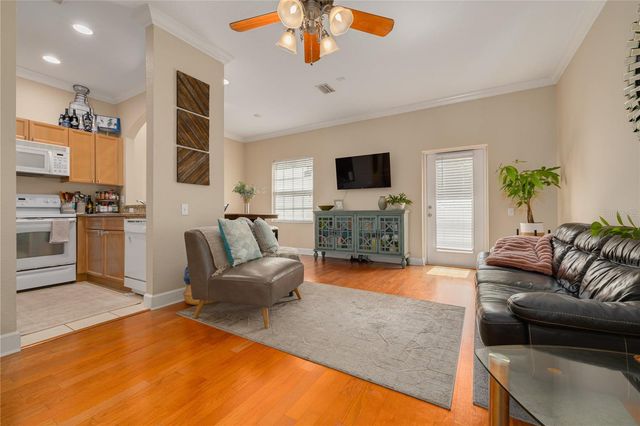 10015 6TH STREET N, St Petersburg, FL 33702