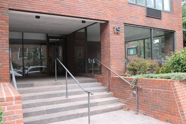 19 Chauncy St 3B, Cambridge, MA 02138