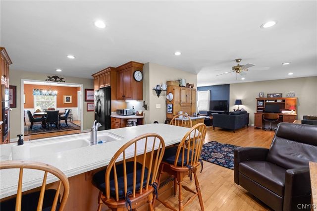 410 Meadow Road, Geddes, NY 13219