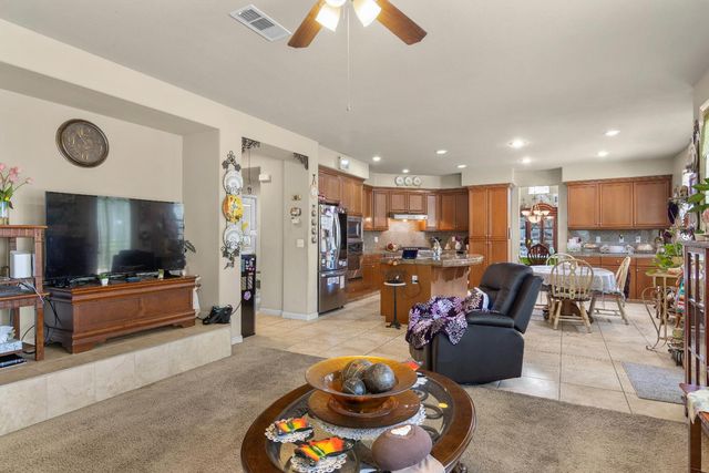 1810 Silvio Way, Oakdale, CA 95361