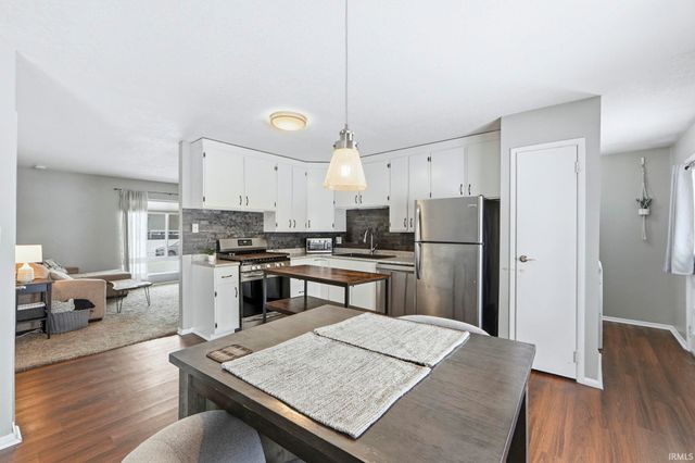 6708 Raintree Road, Fort Wayne, IN 46825