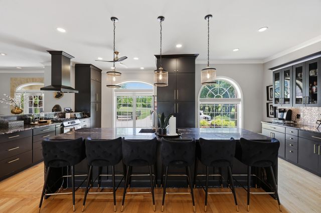 621 S Cleveland Road, Lexington, KY 40515