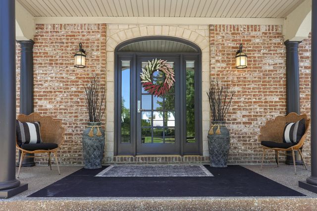 621 S Cleveland Road, Lexington, KY 40515