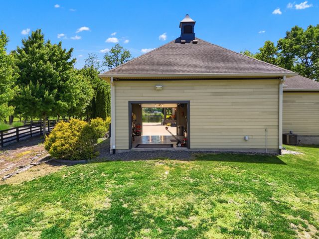 621 S Cleveland Road, Lexington, KY 40515