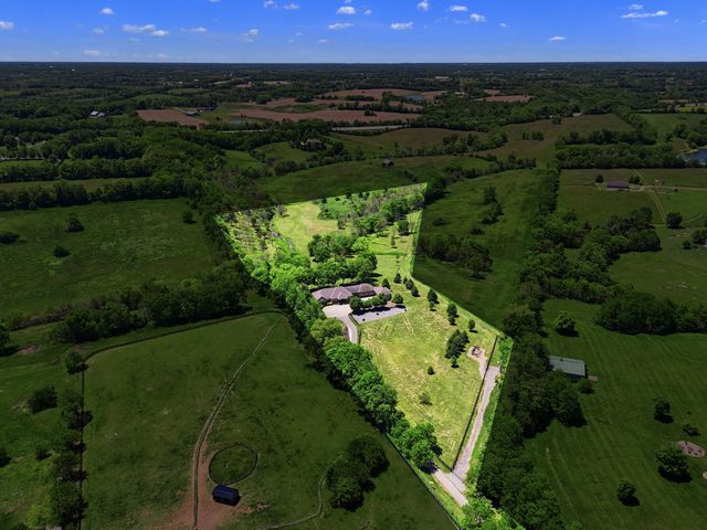 621 S Cleveland Road, Lexington, KY 40515
