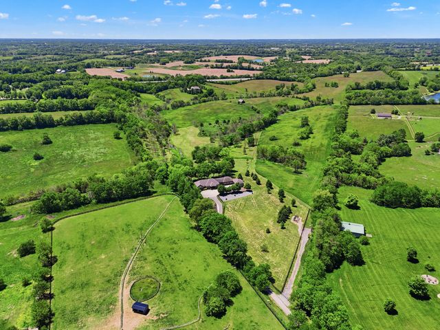 621 S Cleveland Road, Lexington, KY 40515