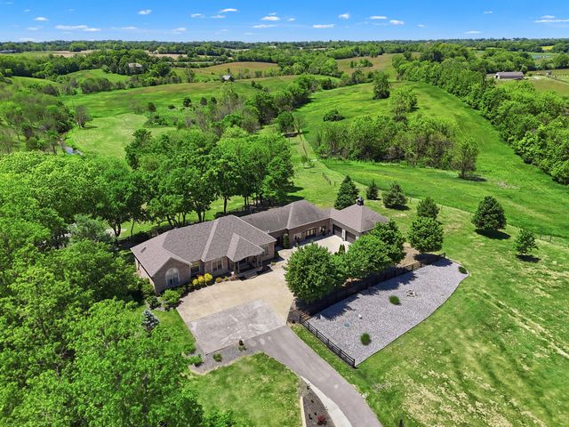 621 S Cleveland Road, Lexington, KY 40515