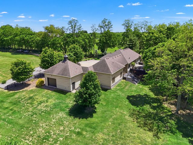 621 S Cleveland Road, Lexington, KY 40515