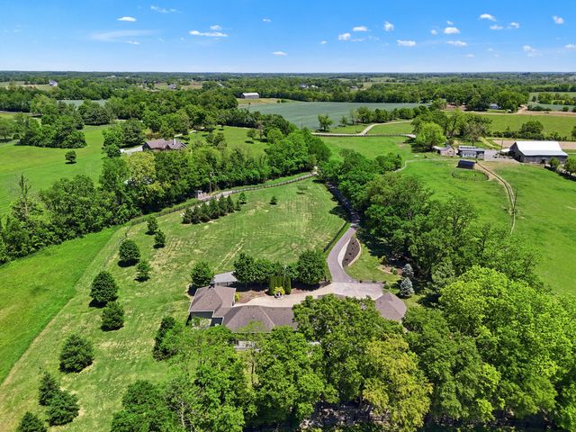 621 S Cleveland Road, Lexington, KY 40515