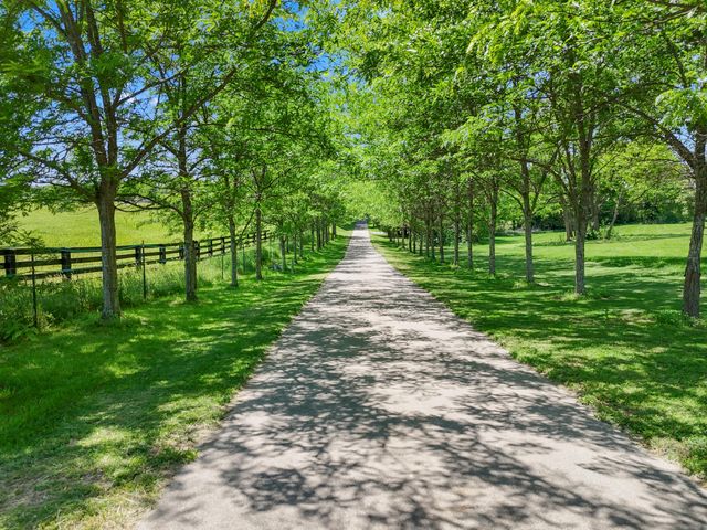 621 S Cleveland Road, Lexington, KY 40515