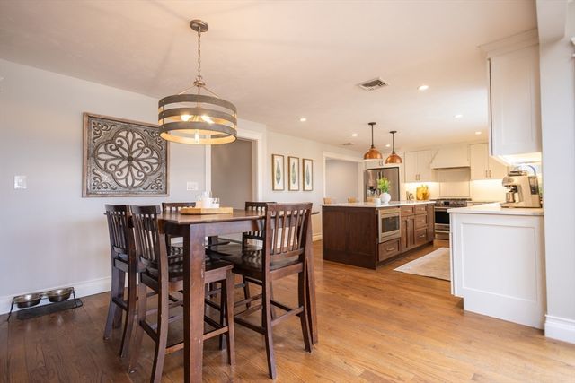 3 Kimberly Drive, Medway, MA 02053