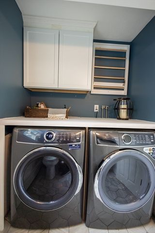 3 Kimberly Drive, Medway, MA 02053