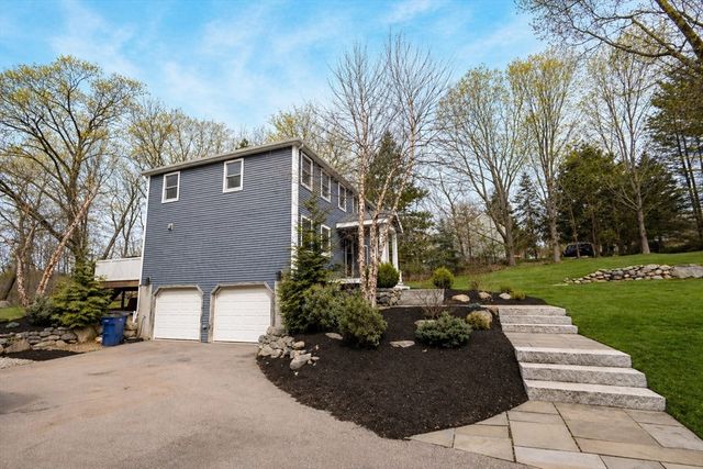3 Kimberly Drive, Medway, MA 02053