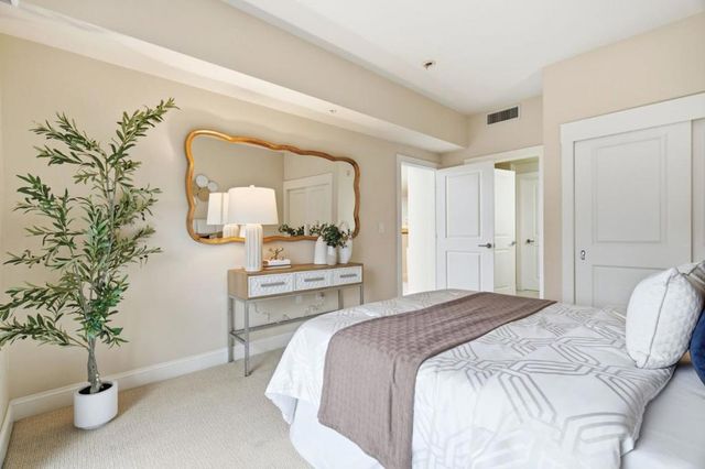 222 8th Avenue 306, San Mateo, CA 94401