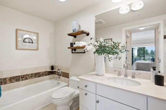 222 8th Avenue 306, San Mateo, CA 94401