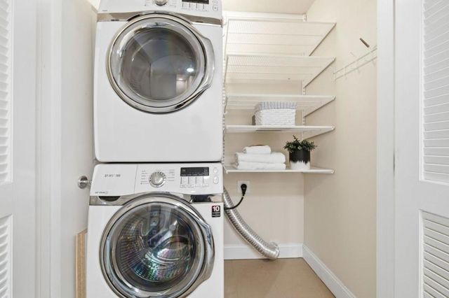 222 8th Avenue 306, San Mateo, CA 94401