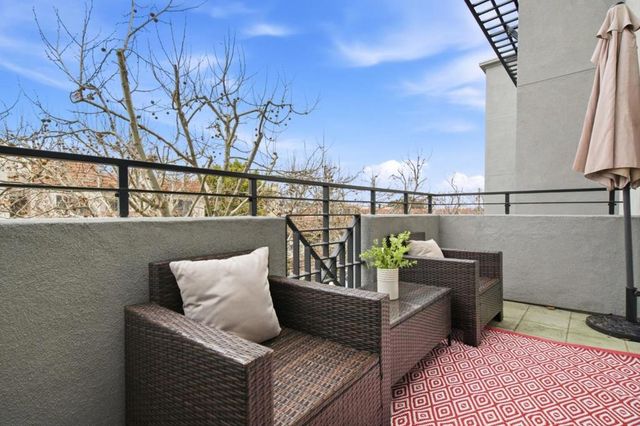 222 8th Avenue 306, San Mateo, CA 94401