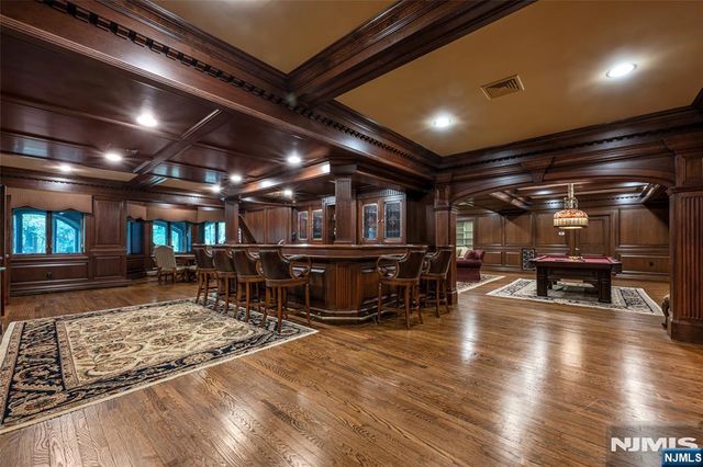 13 Great Hall Road, Mahwah, NJ 07430