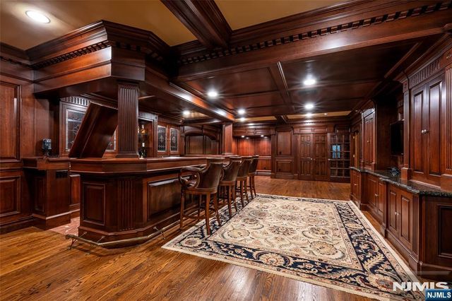 13 Great Hall Road, Mahwah, NJ 07430