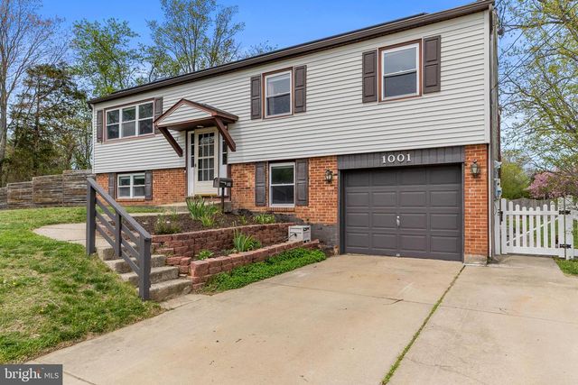 1001 BRADFORD DR, Williamstown, NJ 08094