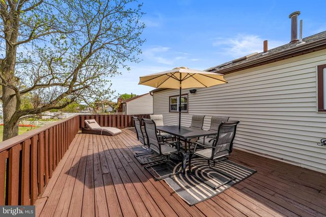 1001 BRADFORD DR, Williamstown, NJ 08094