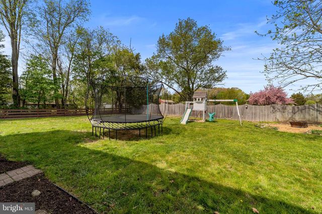 1001 BRADFORD DR, Williamstown, NJ 08094