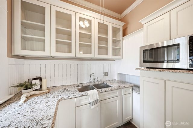2415 F Street, Bellingham, WA 98225